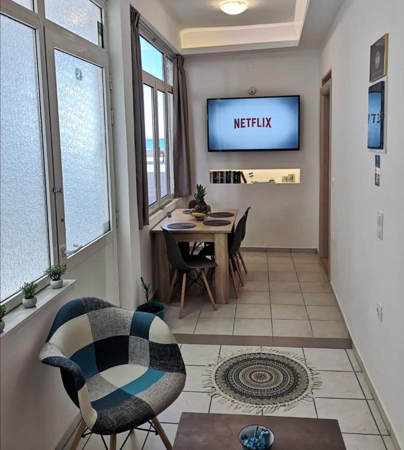העיירה רתימנו Salty Alley Seaside Apartment מראה חיצוני תמונה